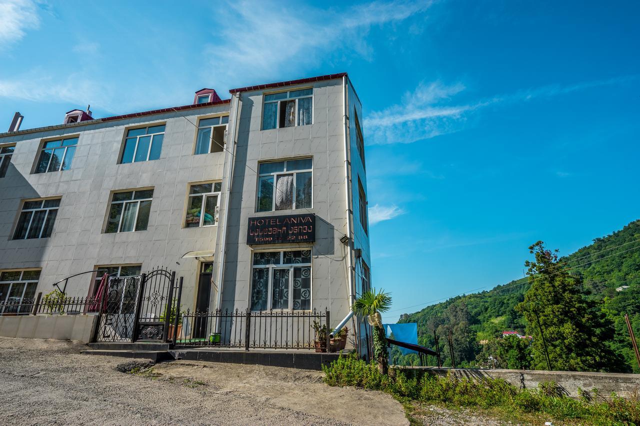 Aniva The Hotel Батуми Екстериор снимка