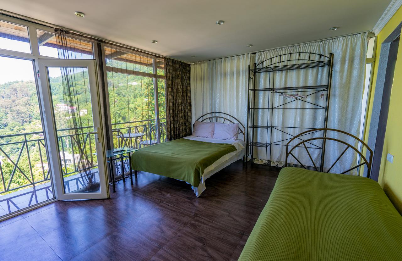 Aniva The Hotel Батуми Екстериор снимка